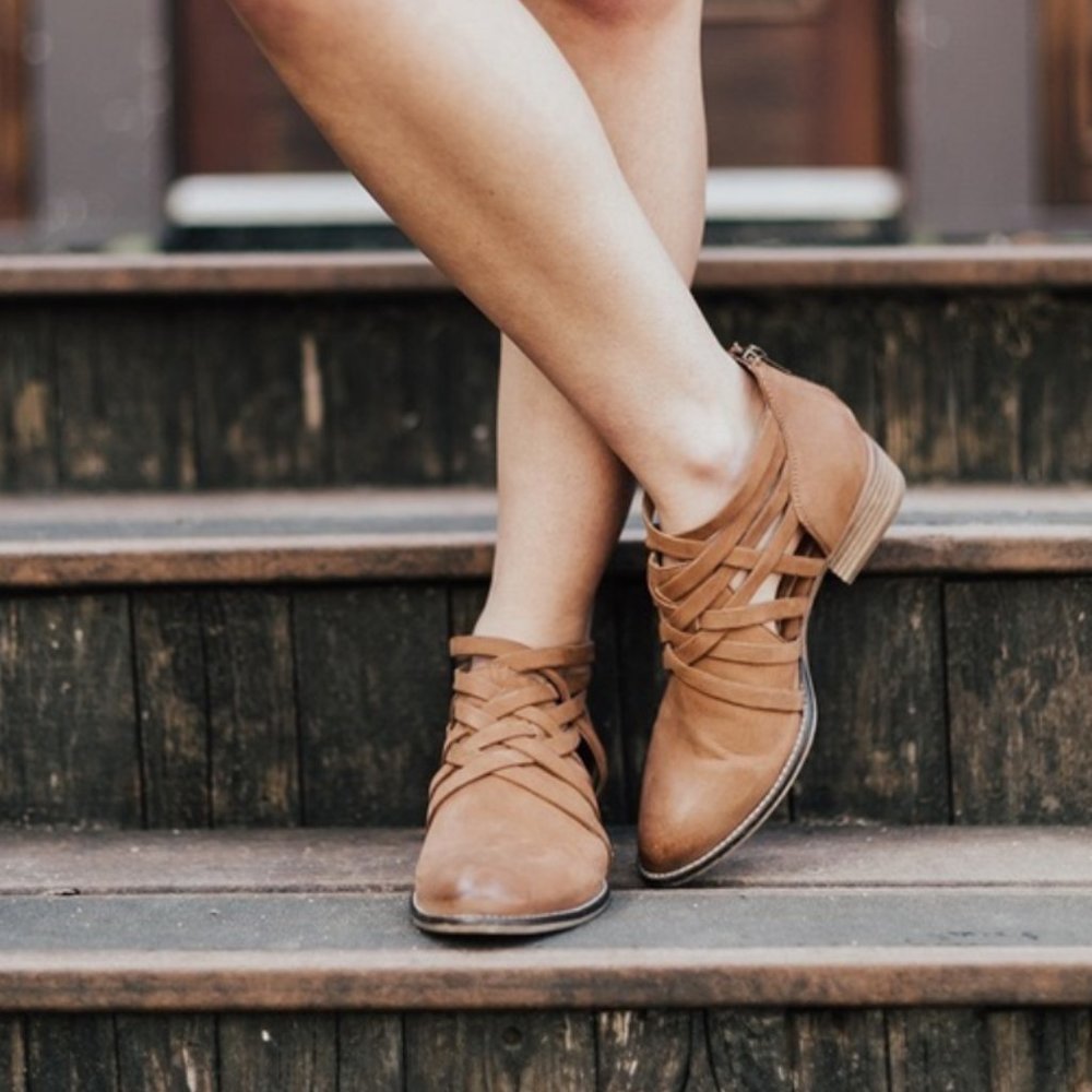Seychelles So Blue Taupe Bootie